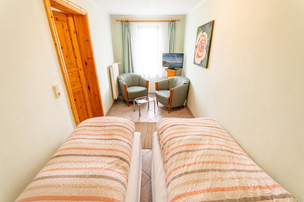 Ferienwohnung Faselt Binz Esterno foto